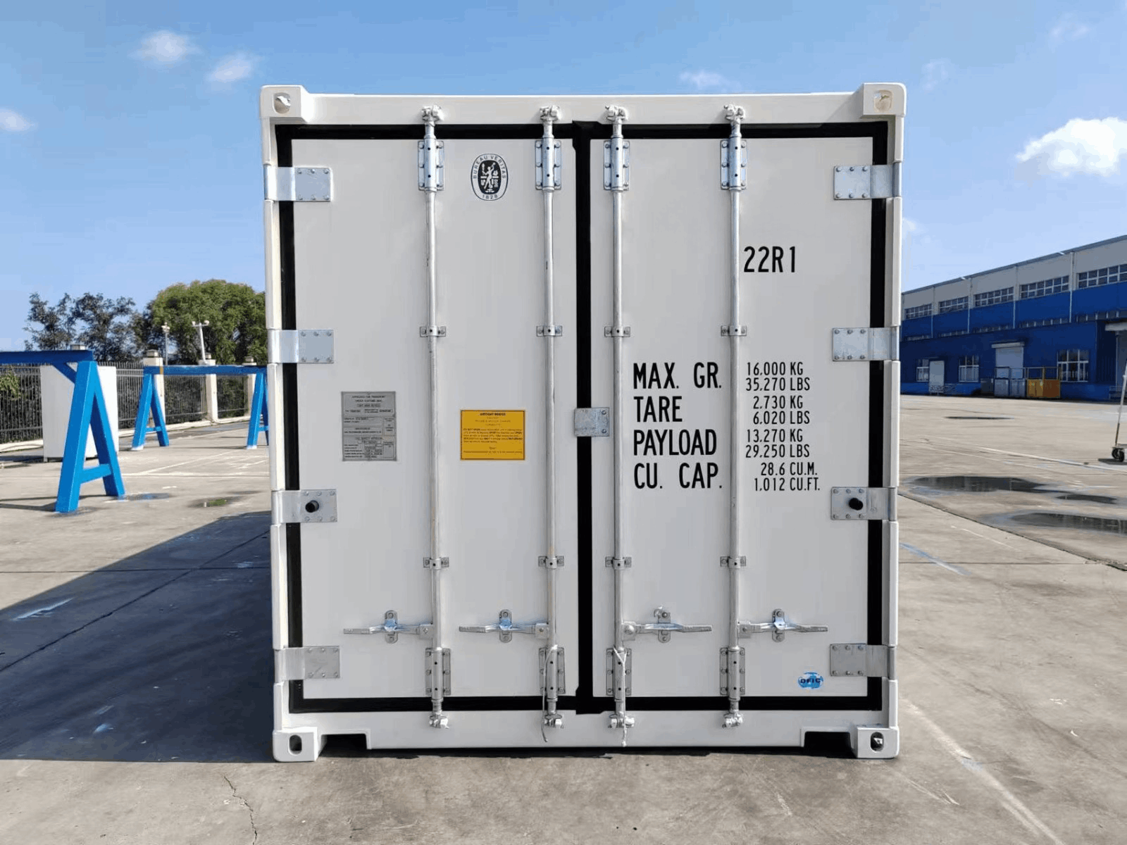 20ft-reefer-military-grade-electricdiesel-mc-containers-3